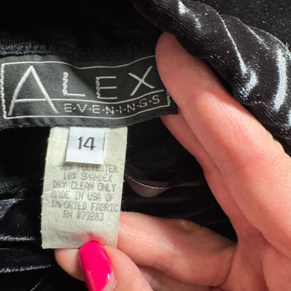 Alex Evenings Black Velvet Maxi Skirt Women’s Sz 14 Formal Evening Gown Skirt 12 - Picture 6 of 6